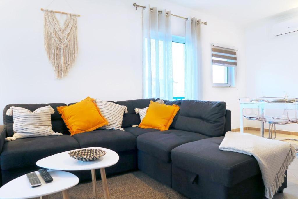 Albufeira Central Apartment, 10 Mins Walk To Beach Extérieur photo