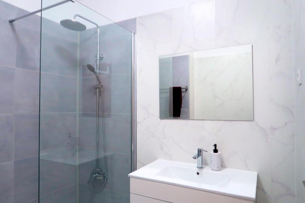 Albufeira Central Apartment, 10 Mins Walk To Beach Extérieur photo